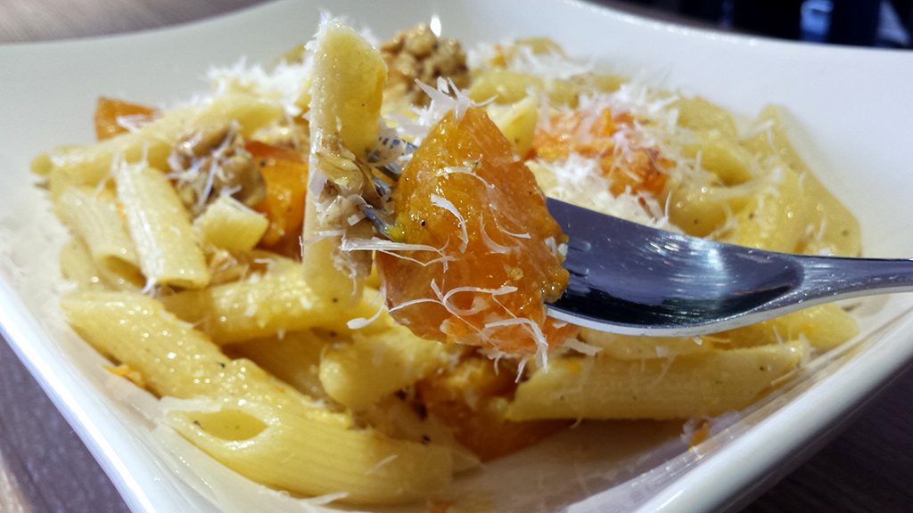 Penne au potiron et noix