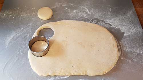 Pâte à tropézienne - Le façonnage