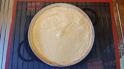 Crème d'amande dans le fond de tarte