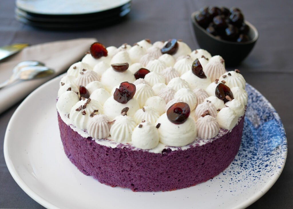 Forêt noire à la cerise et ganache au chocolat